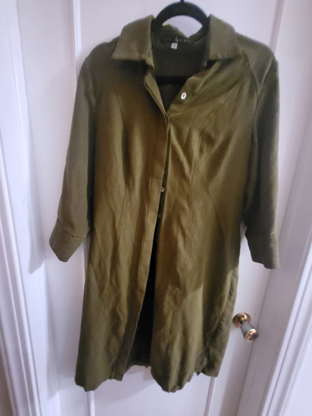 Women’s Olive Green Trench Coat — Minimal Button Front